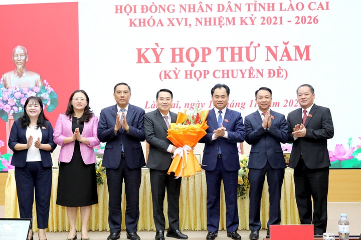 Ông Nguyễn Tuấn Anh được bầu giữ chức Chủ tịch UBND tỉnh Lào Cai