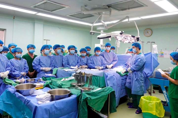 Thực hiện ca ghép thận từ người chết não