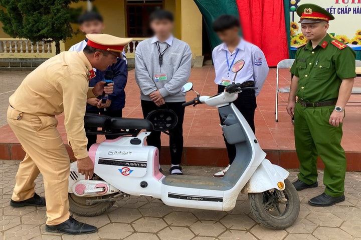 Nghệ An: Hơn 4.300 học sinh bị xử lý vì vi phạm giao thông