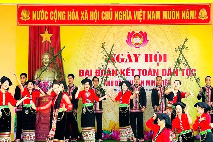 Ngày hội của lòng dân