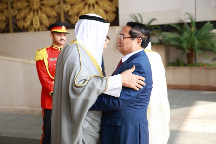 Thủ tướng Kuwait chủ trì lễ đón chính thức Thủ tướng Phạm Minh Chính