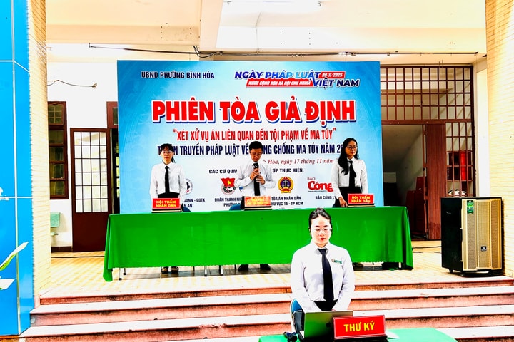 Trải nghiệm tại “Phiên toà giả định”: Đoàn viên nhận diện hiểm họa, nói “không” với ma túy