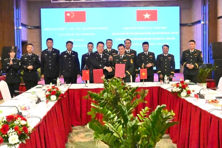 Tăng cường phối hợp bảo vệ biên giới, siết chặt an ninh cửa khẩu