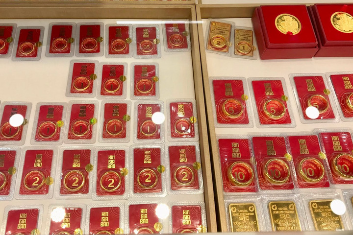Giá vàng hôm nay 19/11: Tăng 1,4 triệu đồng/lượng