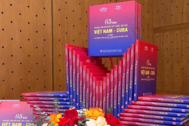 Ra mắt sách "65 năm vun đắp tình hữu nghị thủy chung, mẫu mực Việt Nam-Cuba"