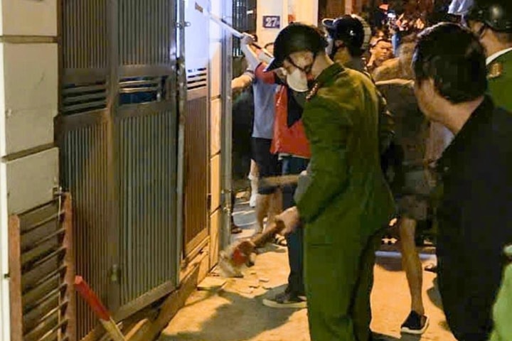 Hà Nội: Cháy nhà trong đêm tại phường Vĩnh Hưng
