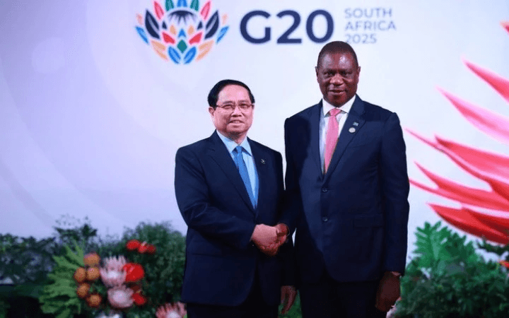 Thủ tướng Phạm Minh Chính bắt đầu các hoạt động tại Hội nghị Thượng đỉnh G20 năm 2025