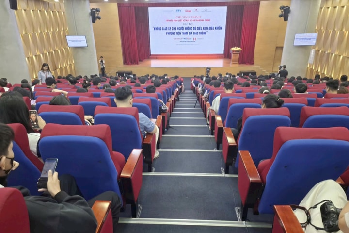 Chuỗi hoạt động ATGT 2025 của Báo Công lý: Bồi đắp kiến thức pháp luật và văn hóa giao thông