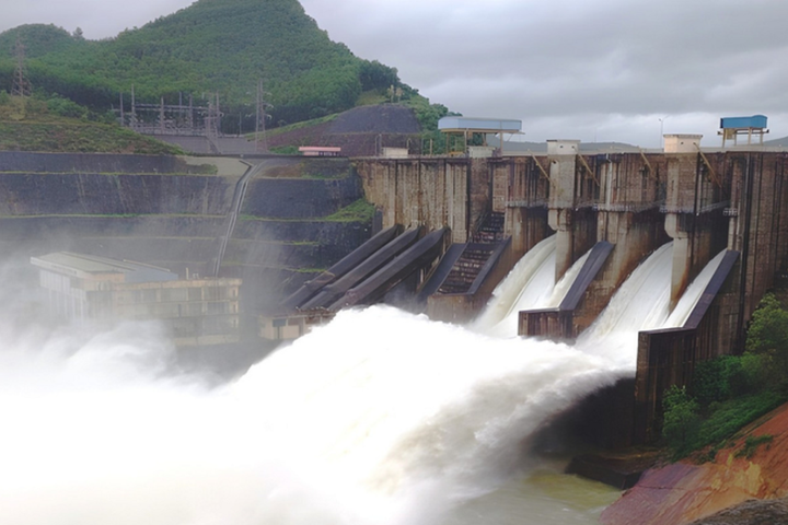 Tăng cường bảo đảm an toàn công trình thủy lợi, chủ động ứng phó mưa lớn