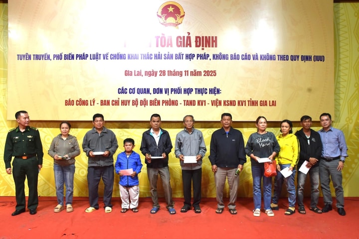 Hàng trăm người dân tham dự phiên tòa giả định về IUU đầu tiên tại Gia Lai