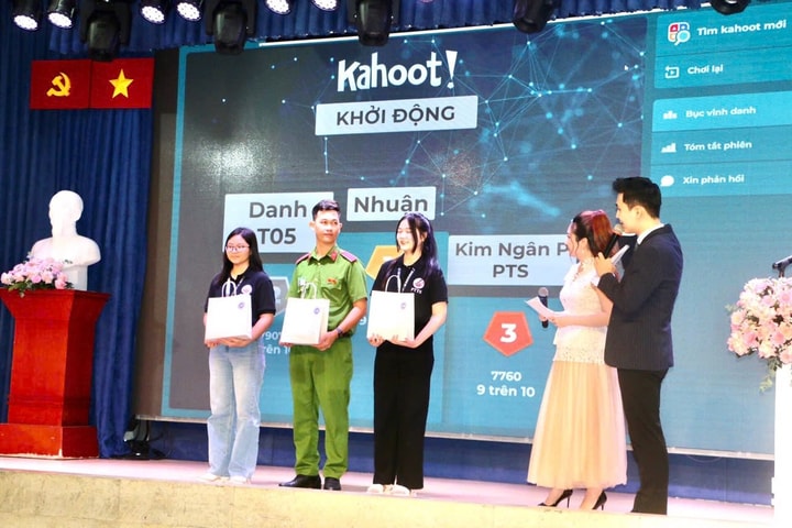 Chuỗi hoạt động ATGT 2025 của Báo Công lý: Lan tỏa sâu rộng “Kỹ năng tham gia giao thông” trong thế hệ trẻ