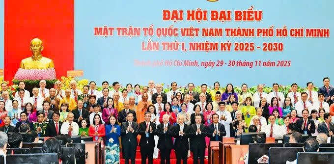 Ra mắt ủy viên Ủy ban MTTQ Việt Nam TP.HCM khóa I
