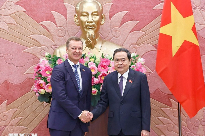 Chủ tịch Quốc hội Trần Thanh Mẫn tiếp Phó Chủ tịch Thứ nhất Hội đồng Liên bang Quốc hội LB Nga