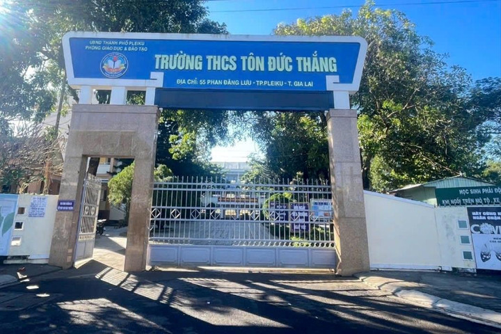 Gia Lai: Nữ học sinh lớp 7 bị bạn học đánh hội đồng trong trường