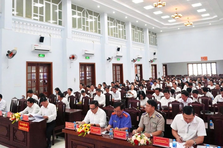 TAND TP. Cần Thơ tăng cường phối hợp với Văn phòng ĐKĐĐ trong giải quyết tranh chấp đất đai