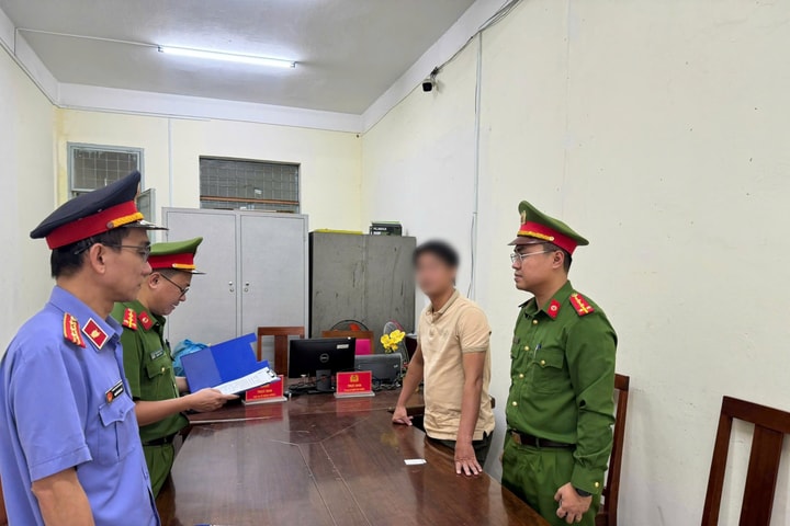 Bắt tạm giam đối tượng nhiều lần khai thác cát trái phép