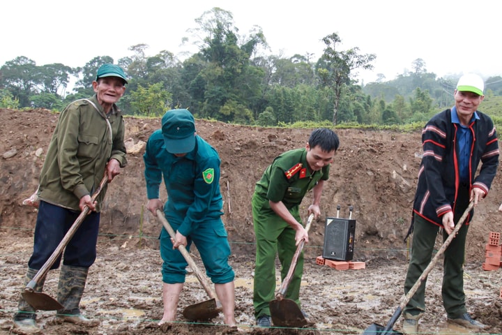 Thần tốc xây dựng lại nhà ở cho người dân bị ảnh hưởng mưa bão