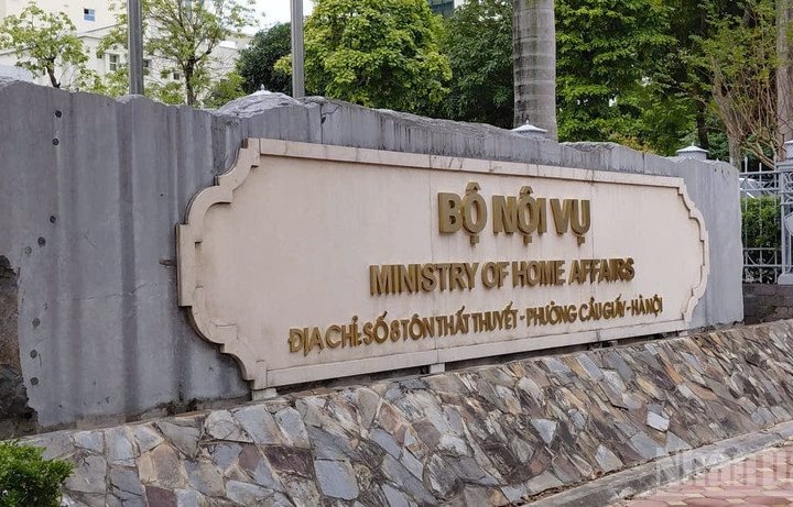 Bộ Nội vụ đề xuất điều chỉnh hệ số phụ cấp chức vụ lãnh đạo Cục, xã, phường, đặc khu từ 1/1/2026