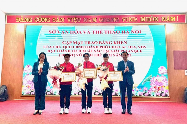 Khen thưởng 3 cá nhân xuất sắc tại Giải Bi sắt vô địch thế giới năm 2025