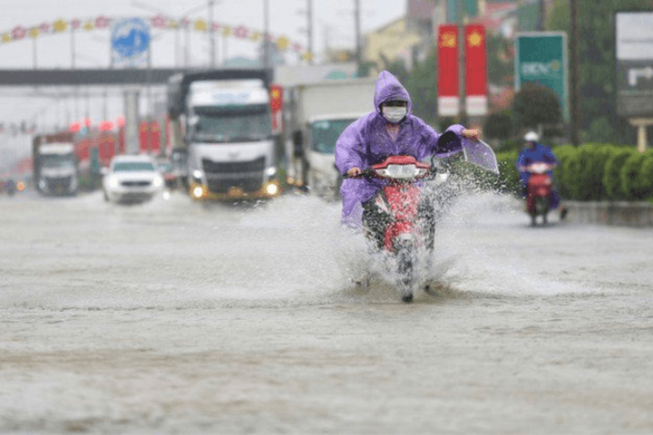 Mưa lớn kéo dài từ Huế đến Lâm Đồng, Bắc Bộ rét trở lại