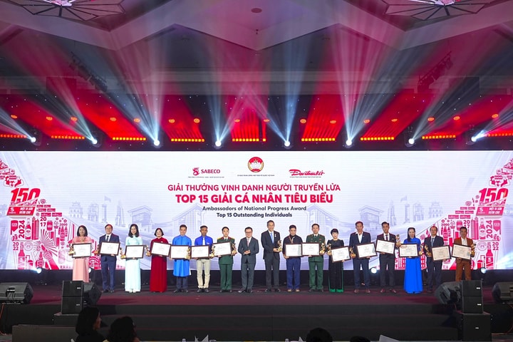 SABECO khép lại hành trình “150 năm di sản vươn cao” và vinh danh những “Người truyền lửa”