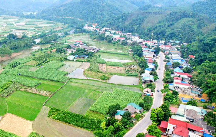 Cải thiện đời sống đồng bào thiểu số Thái Nguyên nhờ hạ tầng