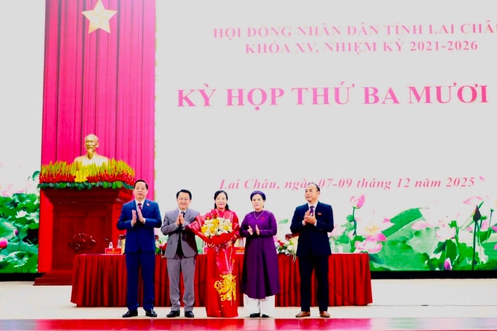 Khai mạc Kỳ họp thứ 34 HĐND tỉnh Lai Châu: Bầu bổ sung Phó Chủ tịch HĐND tỉnh
