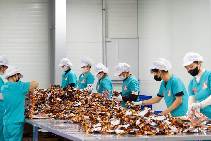Triết lý kinh doanh đồ ăn vặt làm nên thương hiệu Ăn cùng bà Tuyết