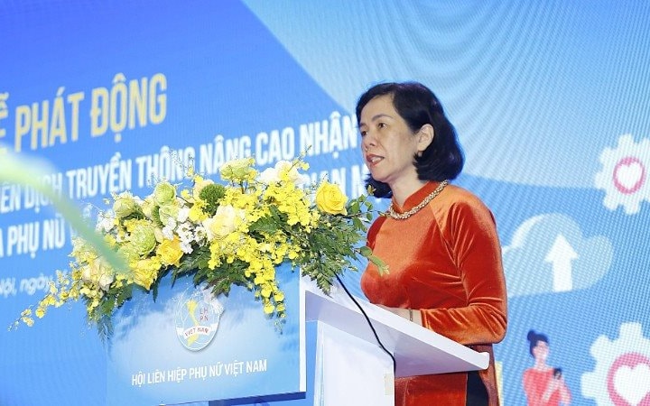 Phát động chiến dịch truyền thông nâng cao nhận thức của phụ nữ trên không gian mạng