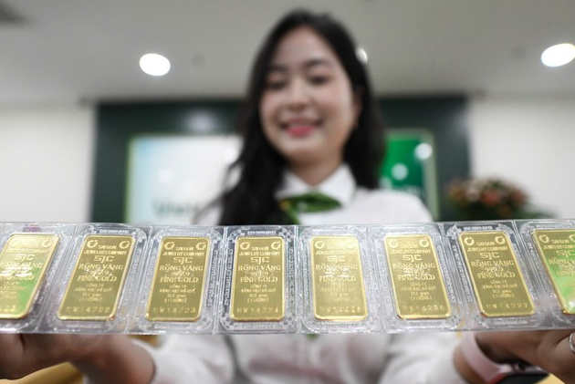 Giá vàng hôm nay (18/12): Giao dịch trên mốc 156 triệu đồng/lượng