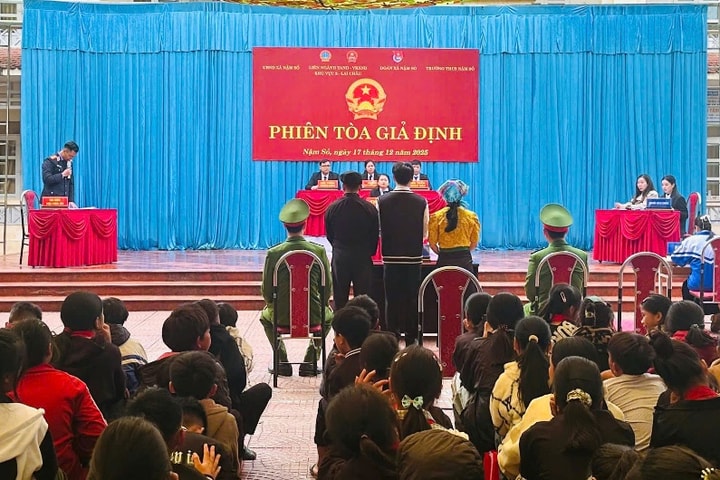 TAND khu vực 2 - Lai Châu tổ chức phiên tòa giả định phòng ngừa tảo hôn, xâm hại trẻ em