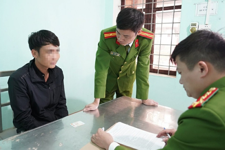 Sa lưới sau 15 năm trốn truy nã vì không tố giác tội phạm