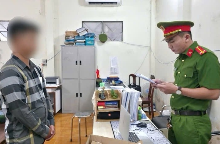 Bắt đối tượng cho vay lãi nặng thu lời bất chính hơn 1 tỷ đồng