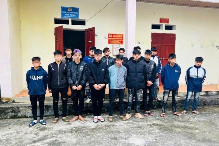 Khởi tố 20 thanh niên hỗn chiến trong đêm