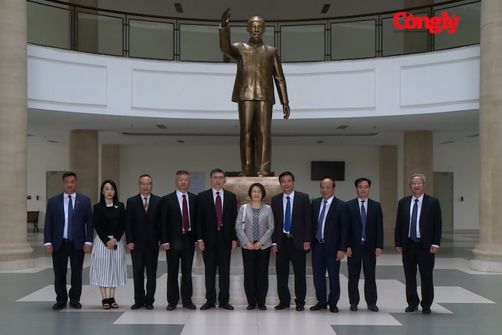 Tăng cường hợp tác trao đổi kinh nghiệm xét xử các vụ việc tranh chấp về sở hữu trí tuệ