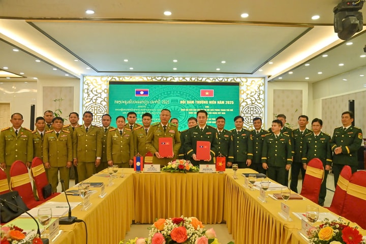 BĐBP TP. Huế hội đàm thường niên với Công an tỉnh Salavan (Lào)