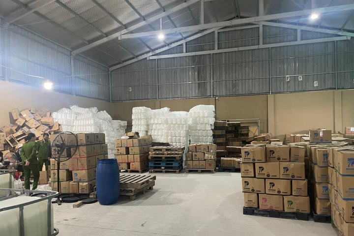 Bảo vệ người tiêu dùng trên môi trường số: Thách thức lớn từ thương mại điện tử