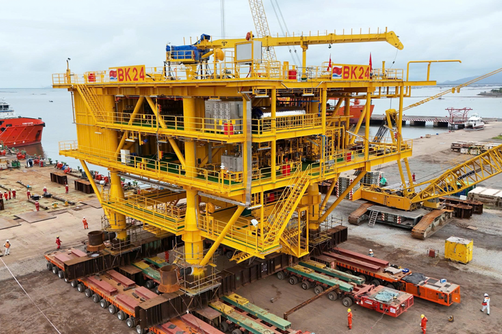 Dấu ấn nội lực của Petrovietnam trên những công trình siêu trường, siêu trọng