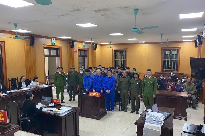 Nhóm thanh thiếu niên cướp biển số xe để 'sống ảo'