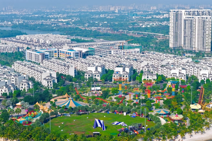 Sóng hạ tầng vẽ lại bản đồ Vinhomes Grand Park giai đoạn 2026 - 2027