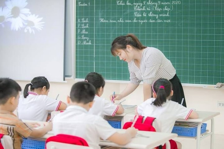 Giáo viên hợp đồng trúng tuyển viên chức, xếp lương thế nào?
