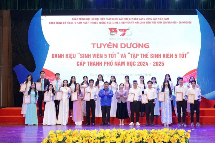 Đà Nẵng tuyên dương “Sinh viên 5 tốt” năm học 2024 - 2025