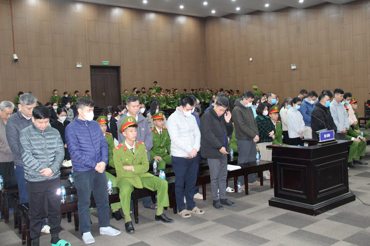 Xét xử vụ hối lộ tại Cục An toàn thực phẩm: “Cơ chế tiền cảm ơn” và 8 tỷ đồng hưởng lợi