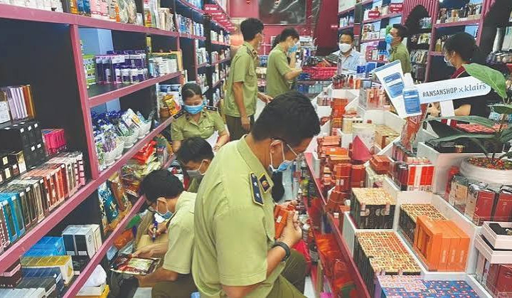 Truy tố các bị can trong vụ sản xuất mỹ phẩm giả quy mô lớn