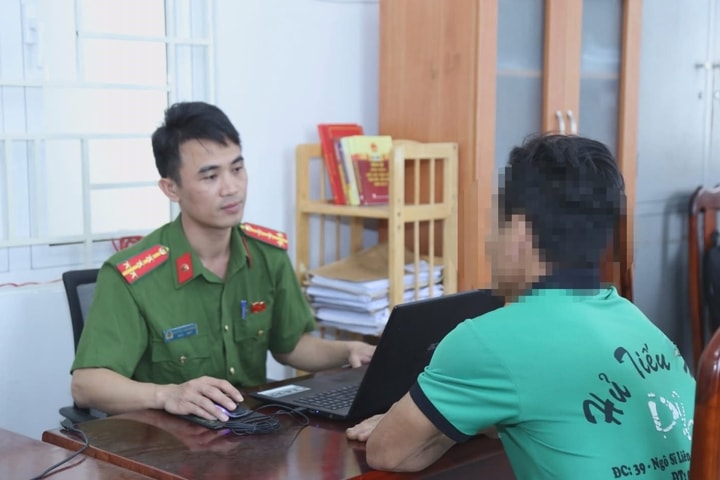 Bắt tạm giam đối tượng dâm ô người dưới 16 tuổi