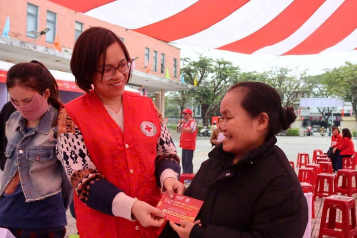 Đà Nẵng hỗ trợ hơn 42.000 phần quà Tết Nhân ái Xuân Bính Ngọ 2026