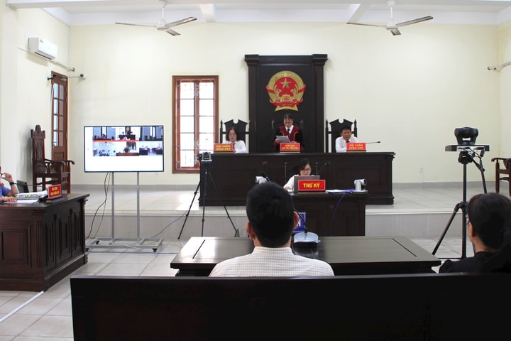 TAND TP. Cần Thơ xét xử trực tuyến, rút kinh nghiệm vụ án hành chính
