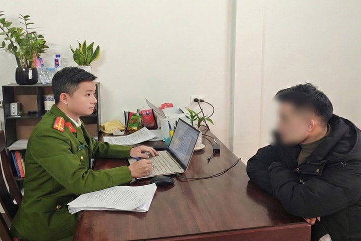 Đăng tin sai về cấp phát gạo, nam thanh niên bị xử phạt