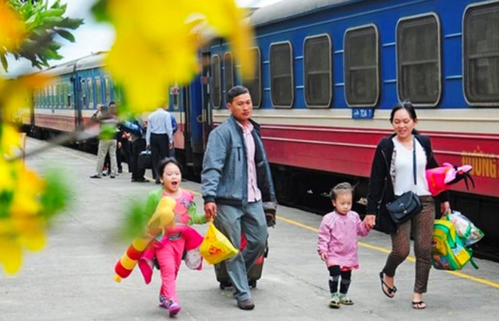 Ngành đường sắt tổ chức chạy 906 chuyến tàu trên tuyến Hà Nội - TP Hồ Chí Minh dịp Tết
