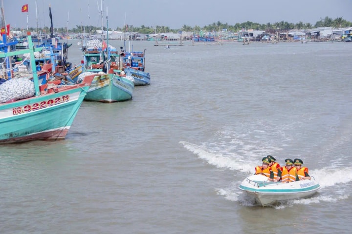 Thanh tra trách nhiệm phòng, chống khai thác IUU tại tỉnh Cà Mau